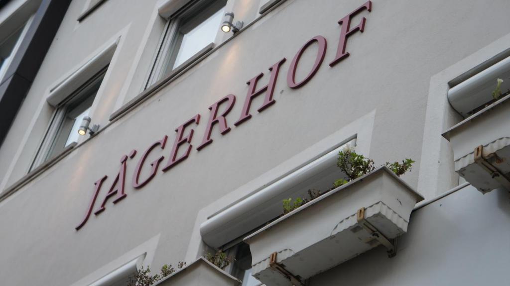 Hotel Jaegerhof Wiesbaden Exterior photo